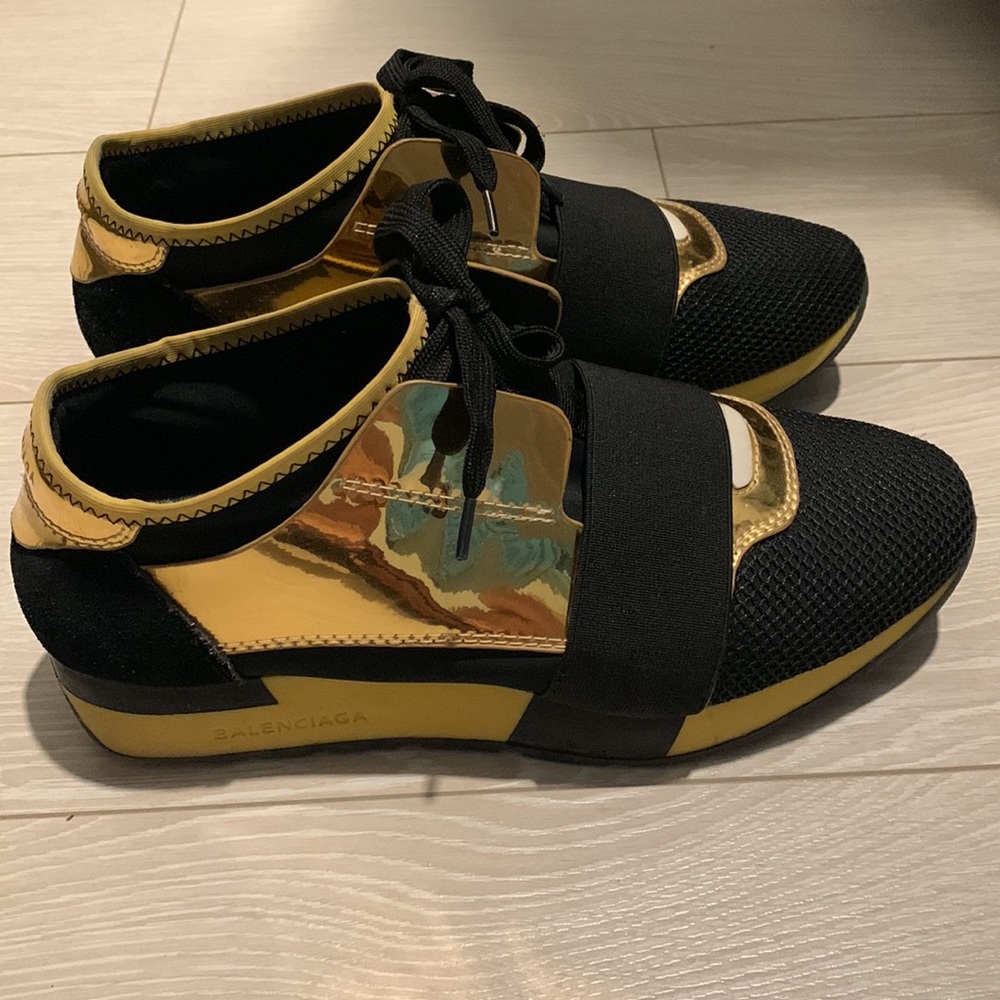 Made in Italy Balenciaga black/gold womens race runner sneakers in size 38